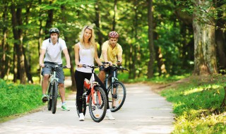 自行车是谁发明的（倒骑自行车是谁发明的）