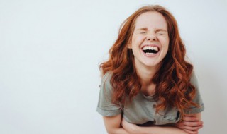 搞笑的文案（搞笑的文案怎么写）