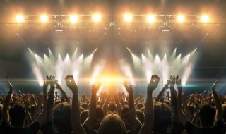 给我一首歌的时间歌词 给我一首歌的时间歌词完整版