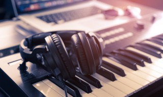 时间都去哪儿歌词（时间都去哪儿歌词曲谱）