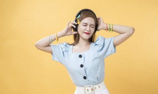 在那东山顶上歌词 歌曲在那东山顶上歌词