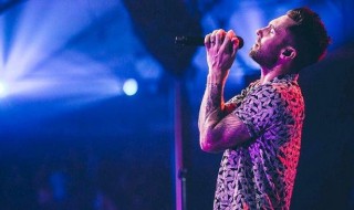 歌曲成都歌词（歌曲成都歌词大意）