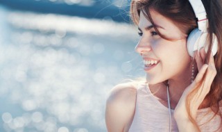 稳住别浪歌词（稳住别浪歌词表达什么意思啊）