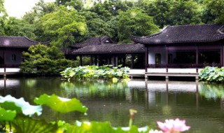 二泉吟的歌词（二泉吟的歌词二泉吟带歌词）