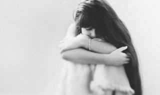 伤心的时候可以听情歌（欢子伤心的时候可以听情歌）