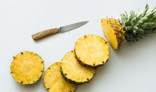 减肥期间可以吃菠萝吗 减肥期间可以吃菠萝吗晚上