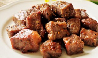 爆炒牛排怎么炒好吃（爆炒牛排怎么做才好吃）