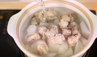 怎么做萝卜排骨汤（怎么做萝卜排骨汤好喝）