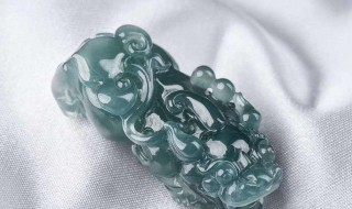 带貔貅的讲究和忌讳（脖子带貔貅的讲究和忌讳）