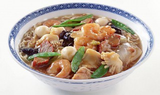 海鲜汤面怎么做（海鲜汤面怎么做才好吃）