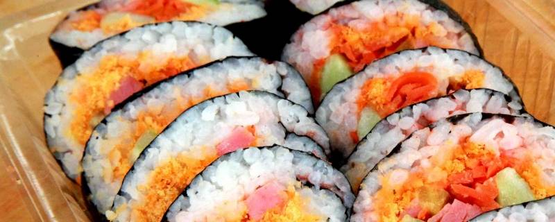 吃寿司应该怎么吃 怎样吃寿司才能吃起来最好吃啊?