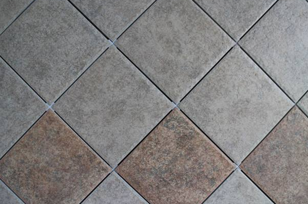 瓷砖铺贴方法有哪些（瓷砖铺贴方法有几种）