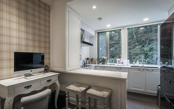 阳台改厨房好不好（阳台改厨房好不好风水）