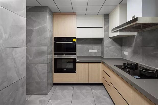厨房卫生间用什么瓷砖比较好（厨房卫生间用什么瓷砖比较好呢）