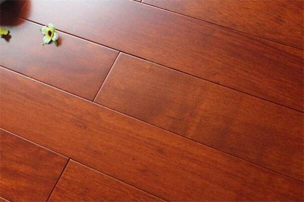 桃木地板是什么木头 桃木地板是什么木头的