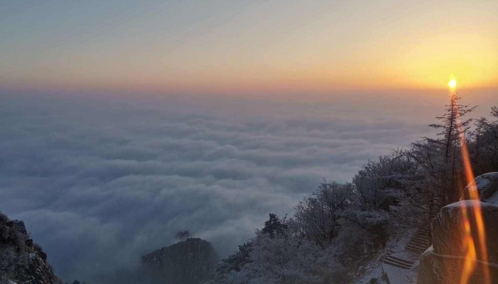 夜爬泰山需要准备什么