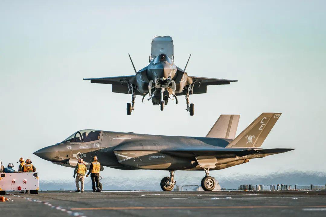警惕！美军F-35首降在这个中国周边国家