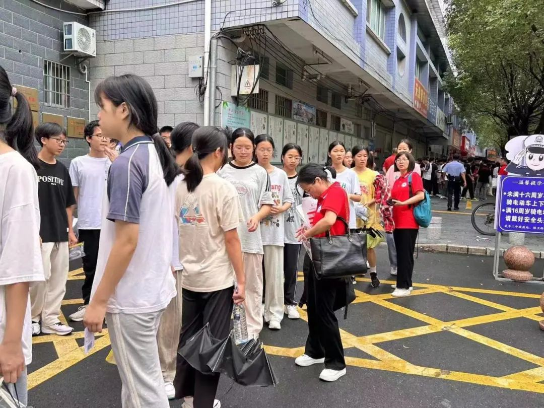 特稿｜福建武平：暴雨中“特殊”中考